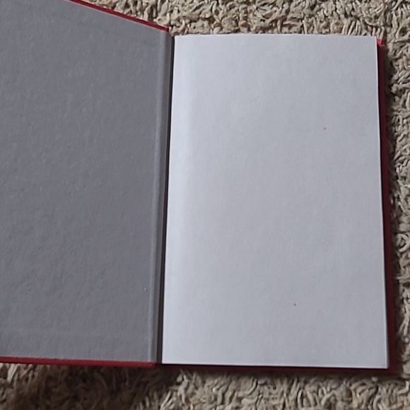 Things to Do With Mom: Lots of Fun for Everyone (Best at Everything) Hardcover - Picture 2 of 9